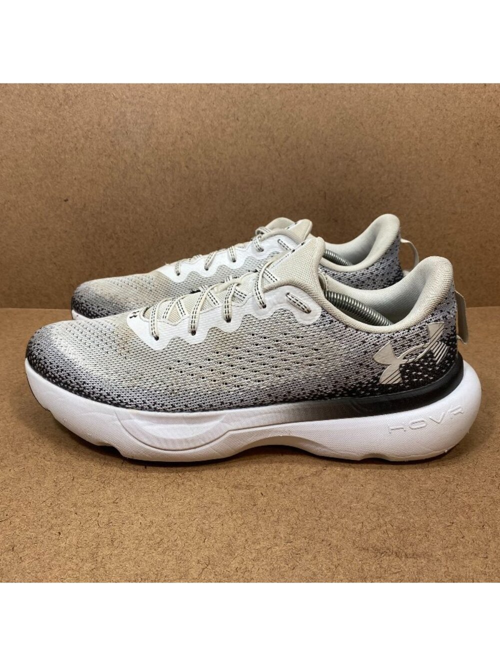 Under Armour HOVR Infinite Running Shoes Mens Size 12.5 White Black Lightweight